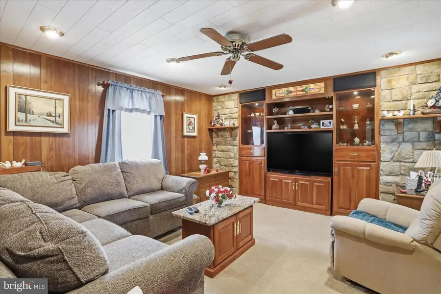 1666 E Buchanan Trail East, Shady Grove, PA 17256 - #3