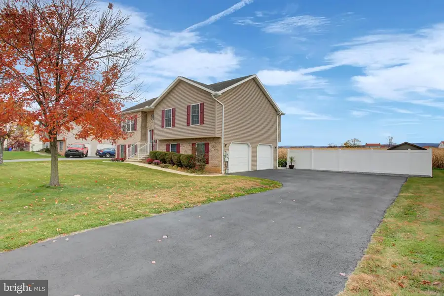 11278 Thornwood Rd, Shippensburg, PA 17257 - #3