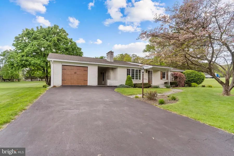 10002 Upper Strasburg Road, Upperstrasburg, PA 17265 - #3