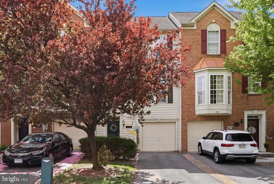 334 Lantern Ln, Chambersburg, PA 17201 - #2