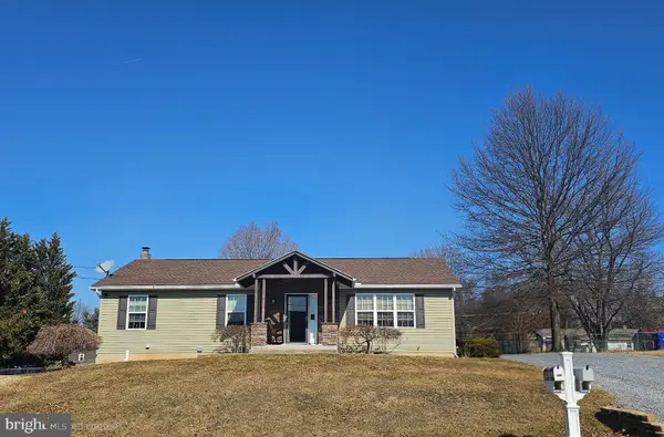 203 Reynolds Ave, MONT ALTO, PA 17237