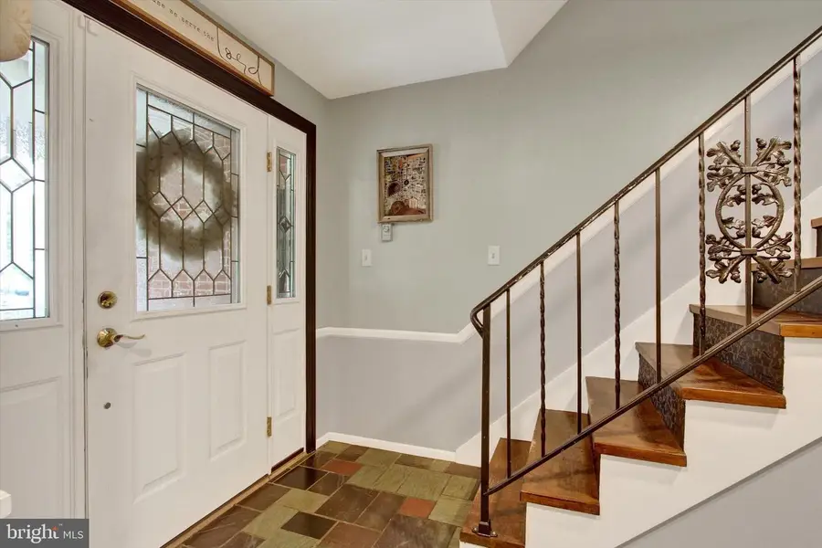 9277 Meadowbrook Dr, Waynesboro, PA 17268 - #3