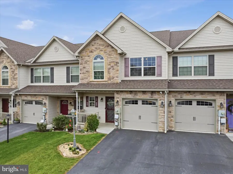 425 Tritle Ave, Waynesboro, PA 17268 - #3