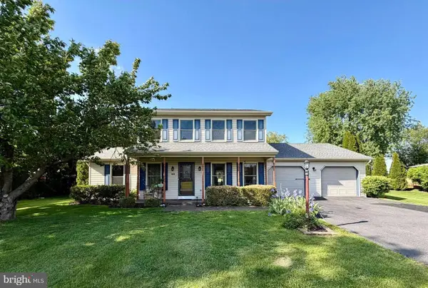 760 Franklin Square Drive, CHAMBERSBURG, PA 17201