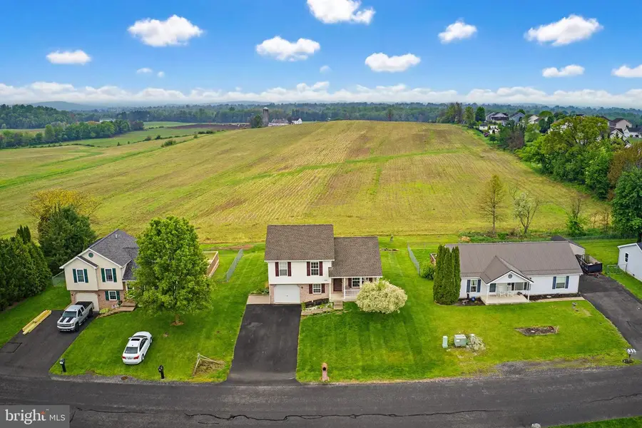 3744 Mountain Shadow Cir, Fayetteville, PA 17222 - #3