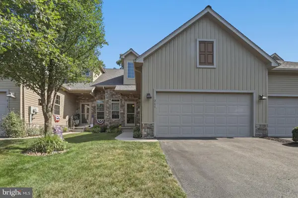 915 Quail Run Drive, WAYNESBORO, PA 17268