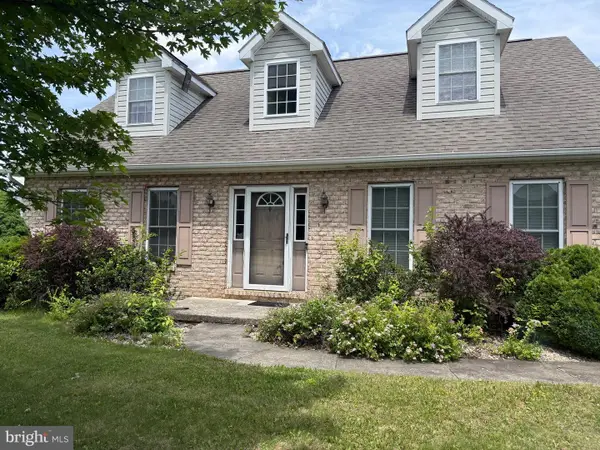 349 Carolle St, GREENCASTLE, PA 17225