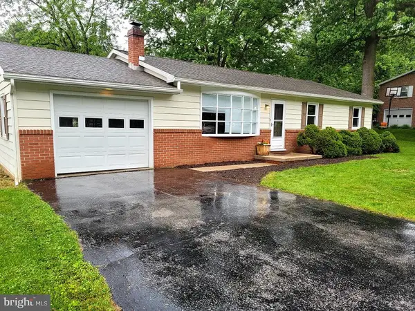 160 Echo Dr, CHAMBERSBURG, PA 17202