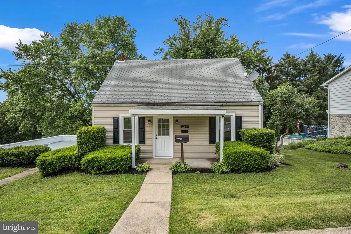 317 Northfield Avenue, Waynesboro, PA 17268 - #1