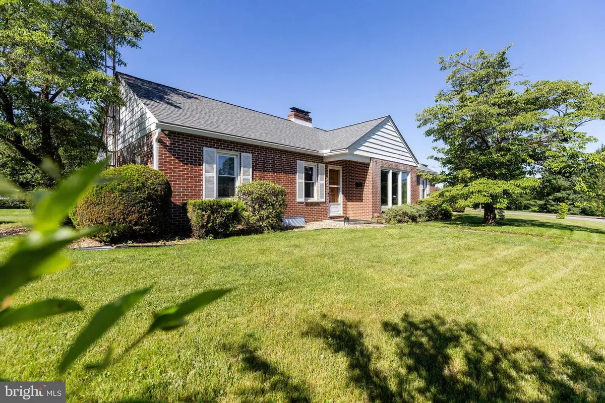 5 Orchard Circle, Greencastle, PA 17225 - #1