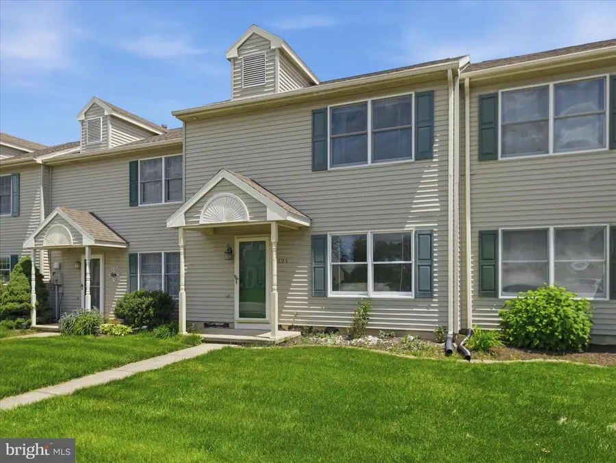 521 Bracken Dr, Chambersburg, PA 17201 - #3