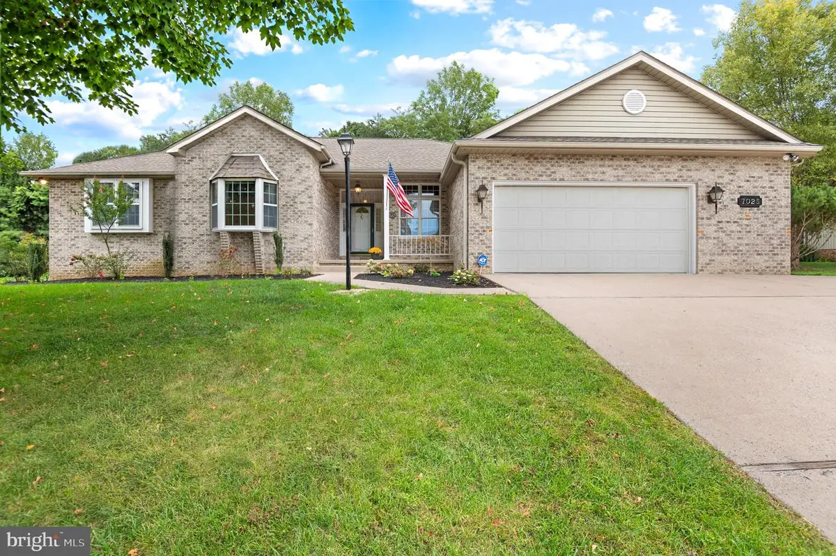 7025 Augusta National, Fayetteville, PA 17222 - #1