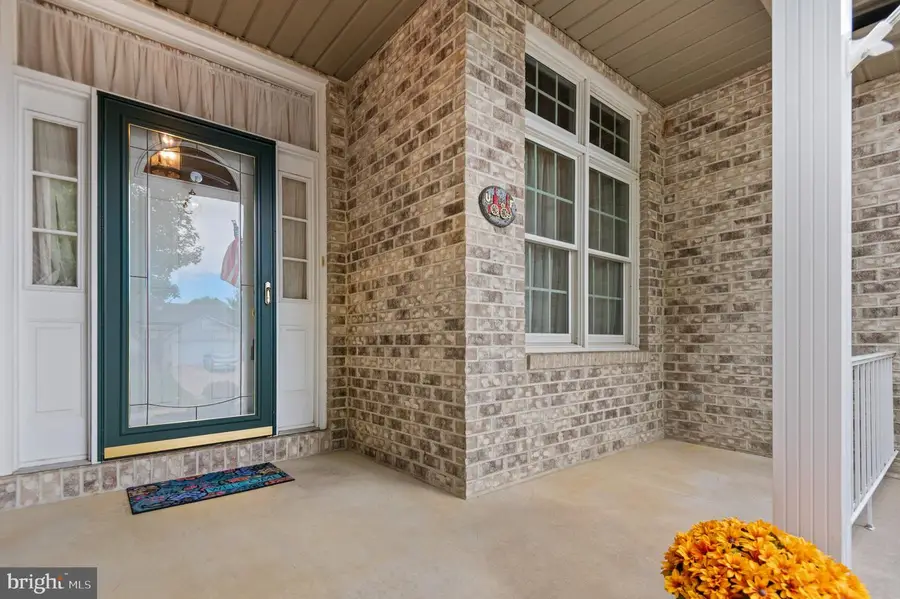7025 Augusta National, Fayetteville, PA 17222 - #3