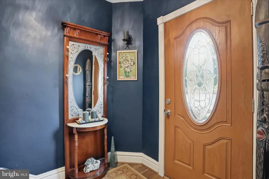 204 Park Street St, Waynesboro, PA 17268 - #2