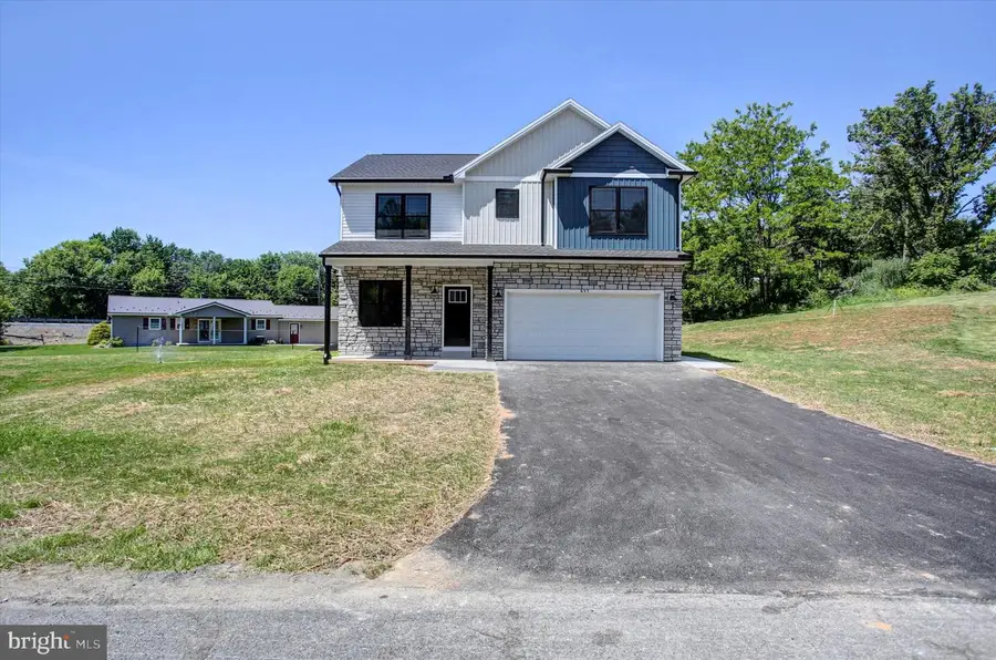 695 Karvois Court, Chambersburg, PA 17202 - #3