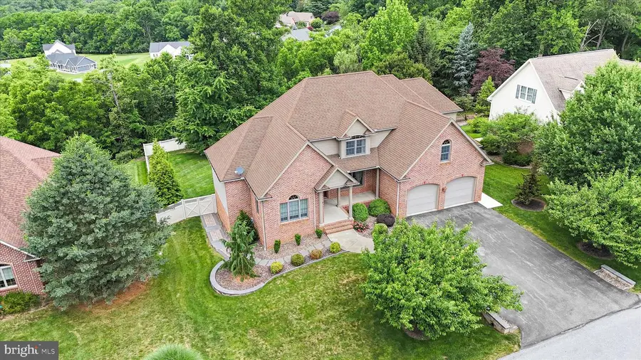 11067 Weatherstone Dr, Waynesboro, PA 17268 - #2