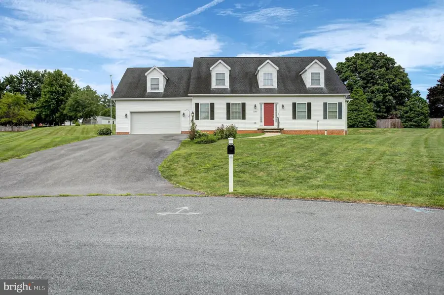 10305 Candura Dr, Waynesboro, PA 17268 - #2