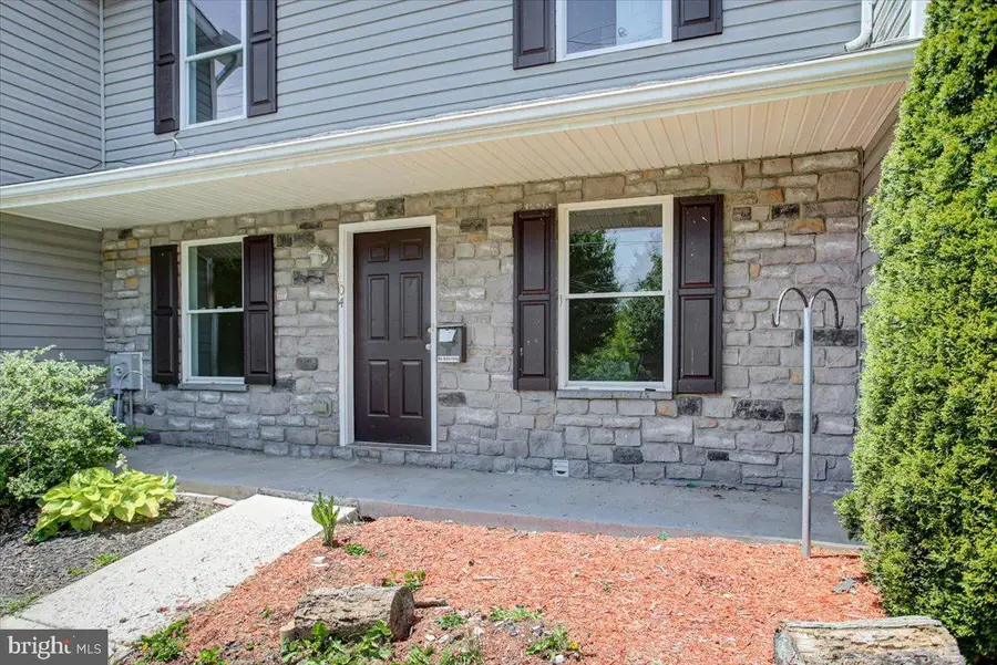 604 Fairview Ave, Waynesboro, PA 17268 - #3
