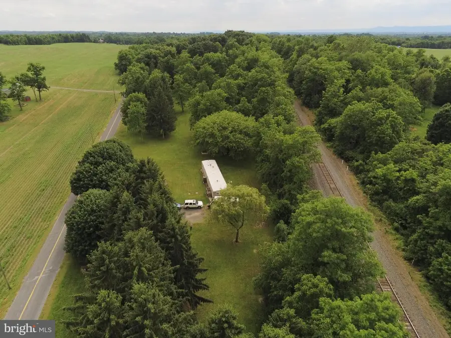 4925 Railroad Rd, Chambersburg, PA 17202 - #3