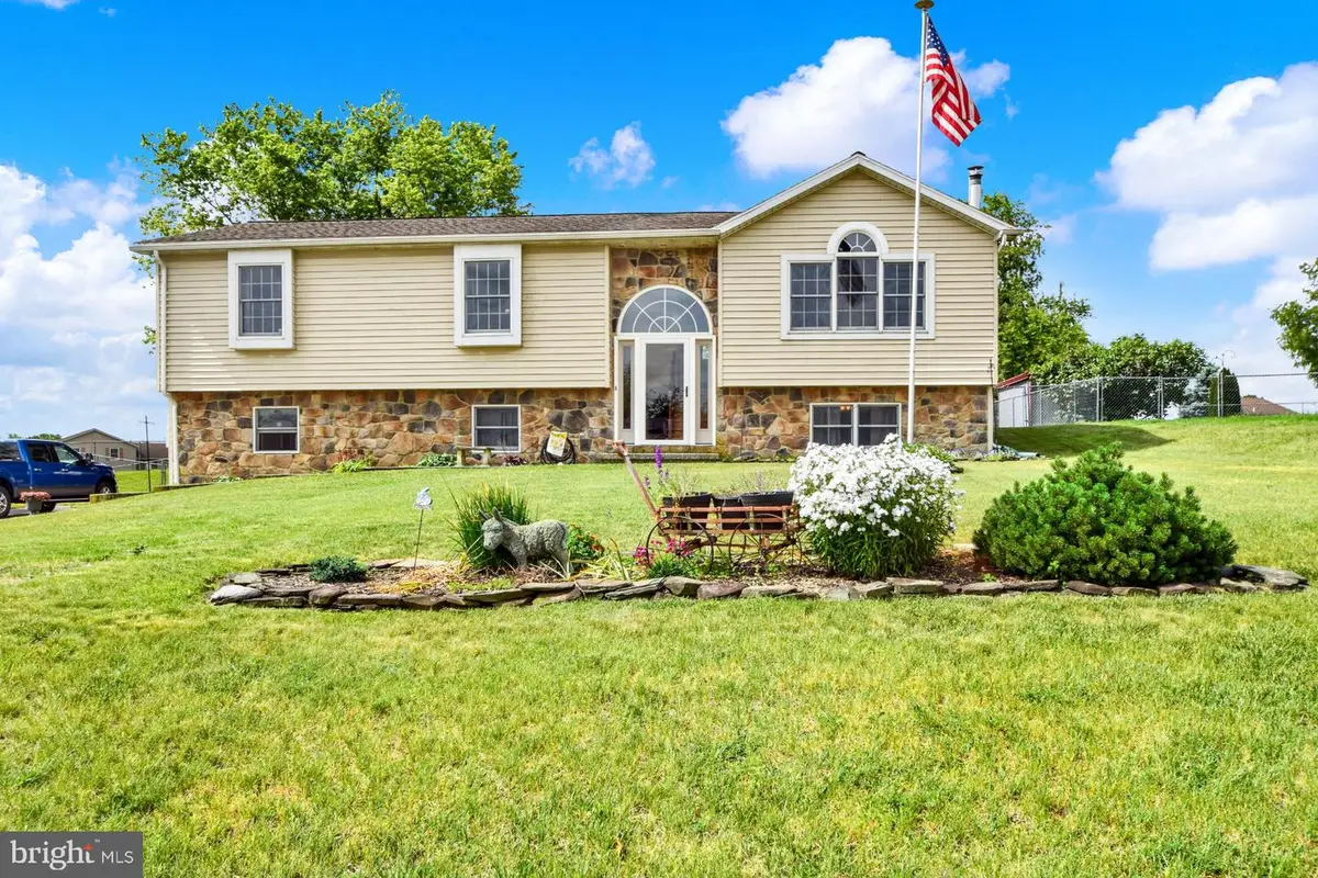 1228 Candice Ln, Chambersburg, PA 17201 - #1