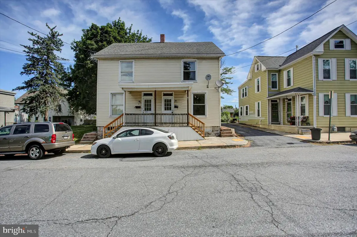 219-221 Garfield St, Chambersburg, PA 17201 - #1