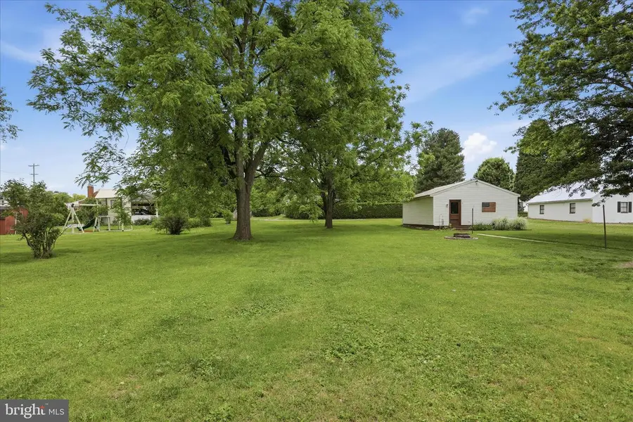 141 N Ridge Ave, Greencastle, PA 17225 - #2