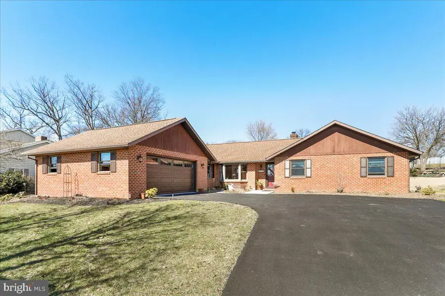 3671 Jenny Lane, Chambersburg, PA 17202 - #3