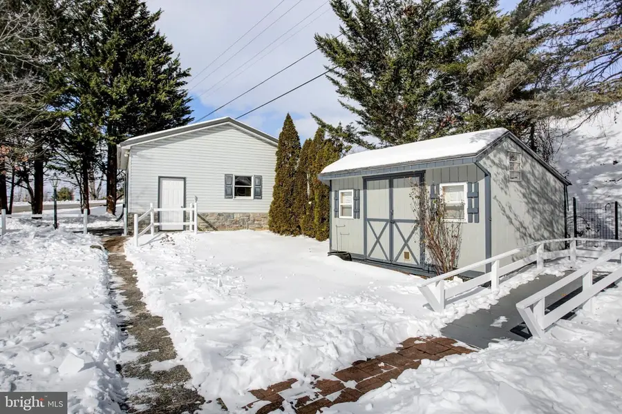 15134 N Young Rd, Greencastle, PA 17225 - #3
