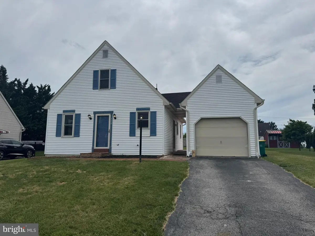 536 Bracken Dr, Chambersburg, PA 17201 - #1