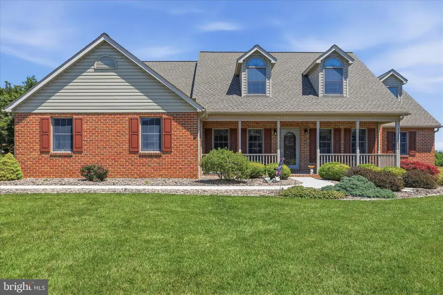 255 Audubon Ct, Chambersburg, PA 17202 - #2
