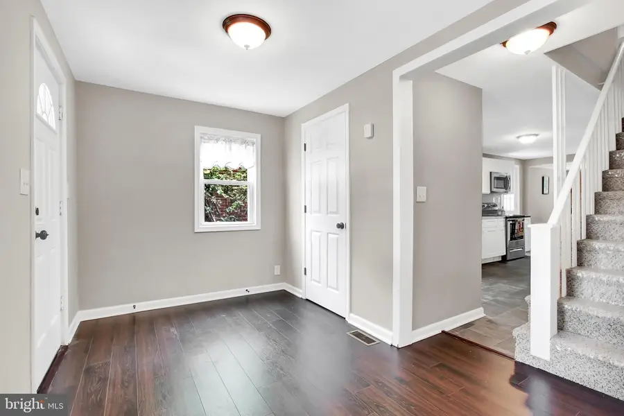 202 W Fifth St, Waynesboro, PA 17268 - #2