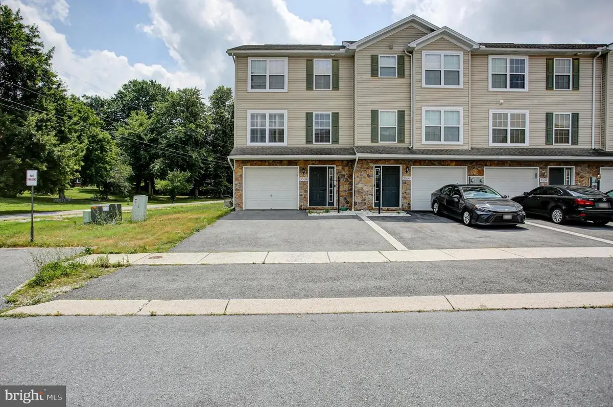 3598 Pinecrest Ct, Fayetteville, PA 17222 - #1