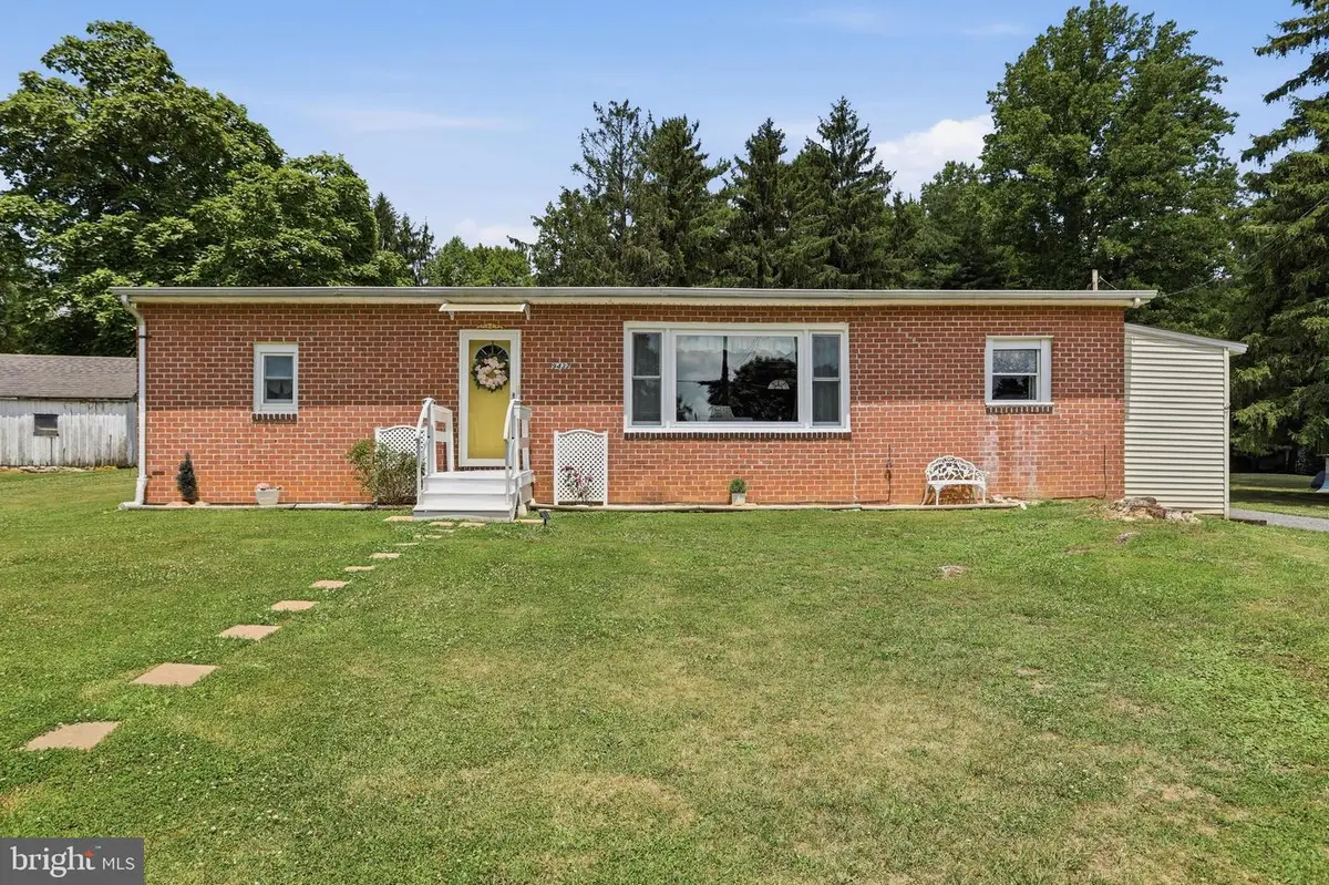 9437 Masters Road Rd, Waynesboro, PA 17268 - #1