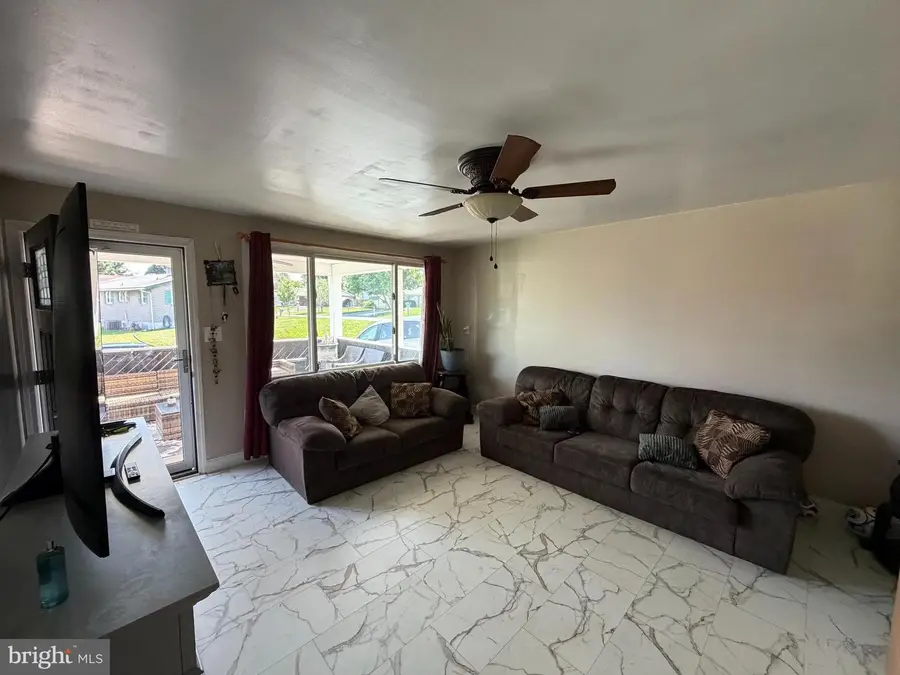 93 Sunny Lane, Chambersburg, PA 17202 - #2