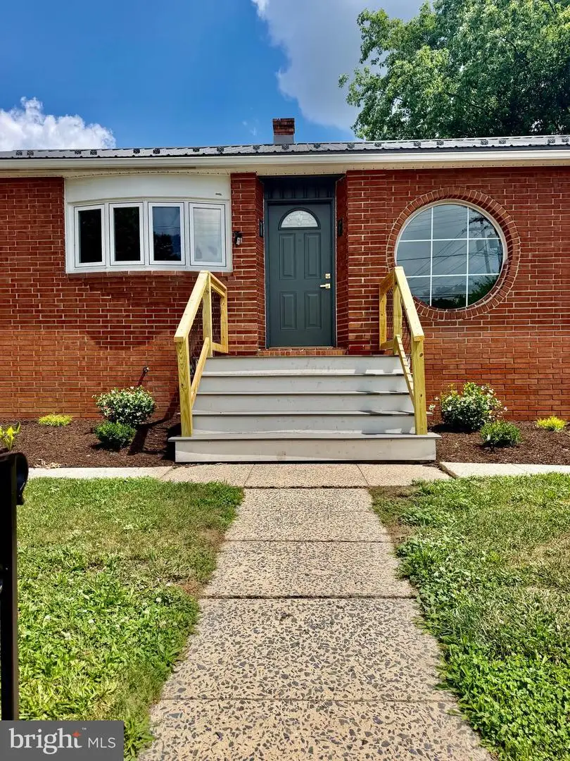 501 Hamilton Ave, Chambersburg, PA 17202 - #2