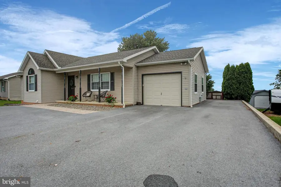 2597 White Church Rd, Chambersburg, PA 17202 - #3