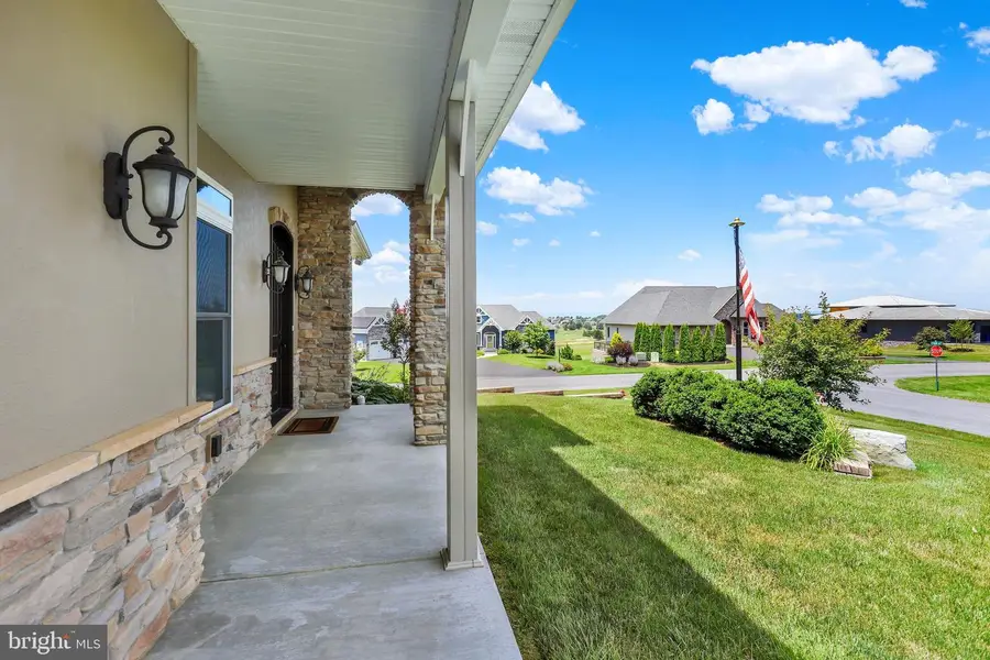 6804 Lytham Ln, Fayetteville, PA 17222 - #3