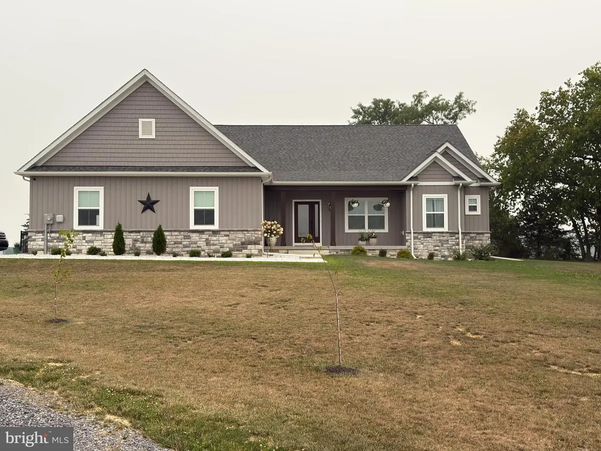 8638 Regal Dr, Mercersburg, PA 17236 - #1
