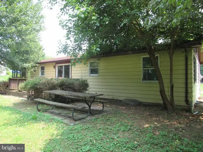 22 W Grandview Ave, Mercersburg, PA 17236 - #2