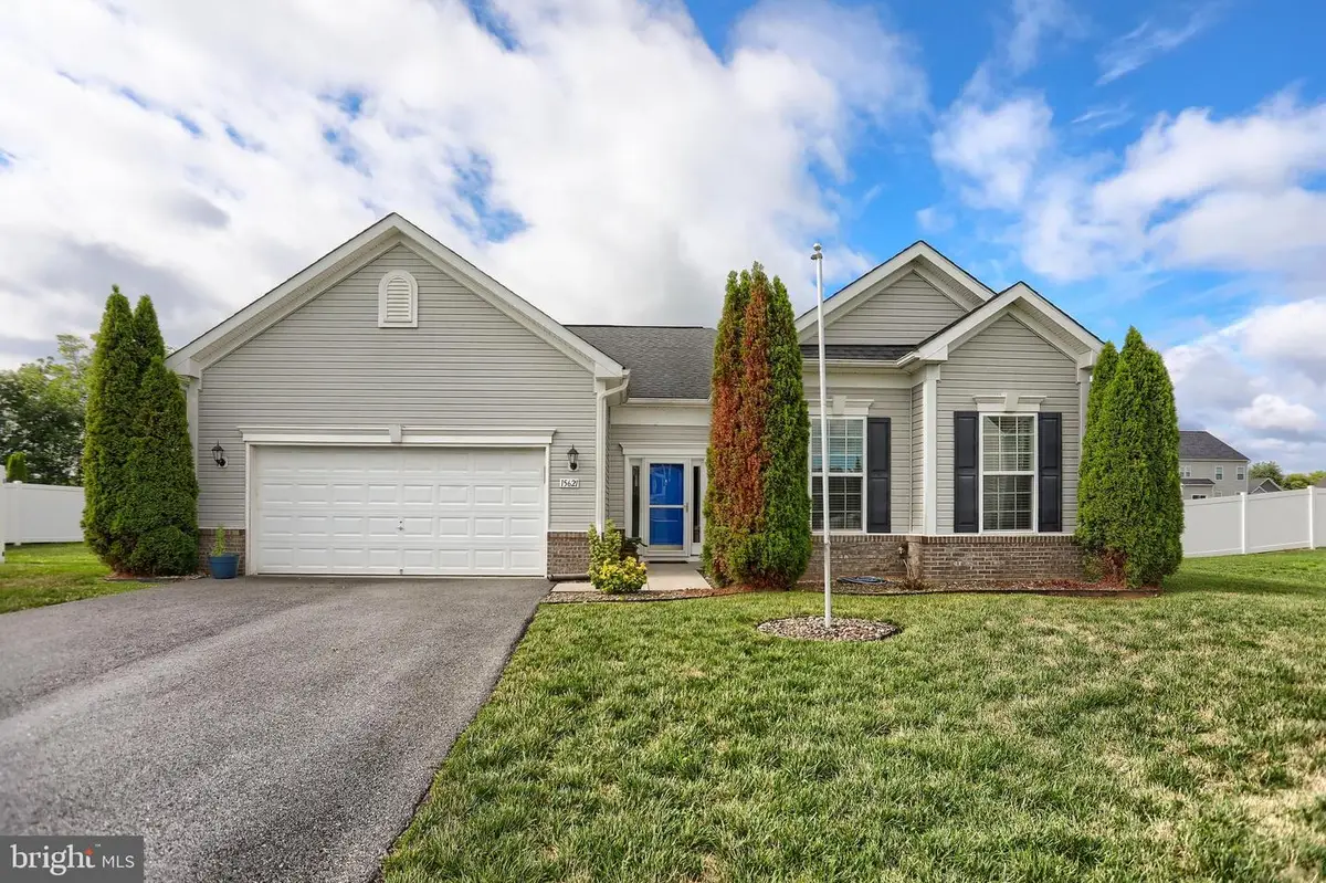 15621 Camden Drive N, Greencastle, PA 17225 - #1