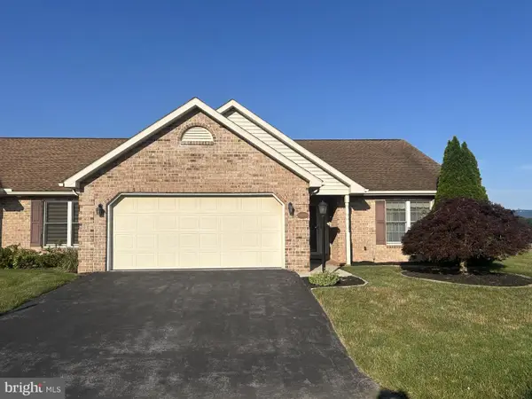 2374 Majestic Court, CHAMBERSBURG, PA 17202