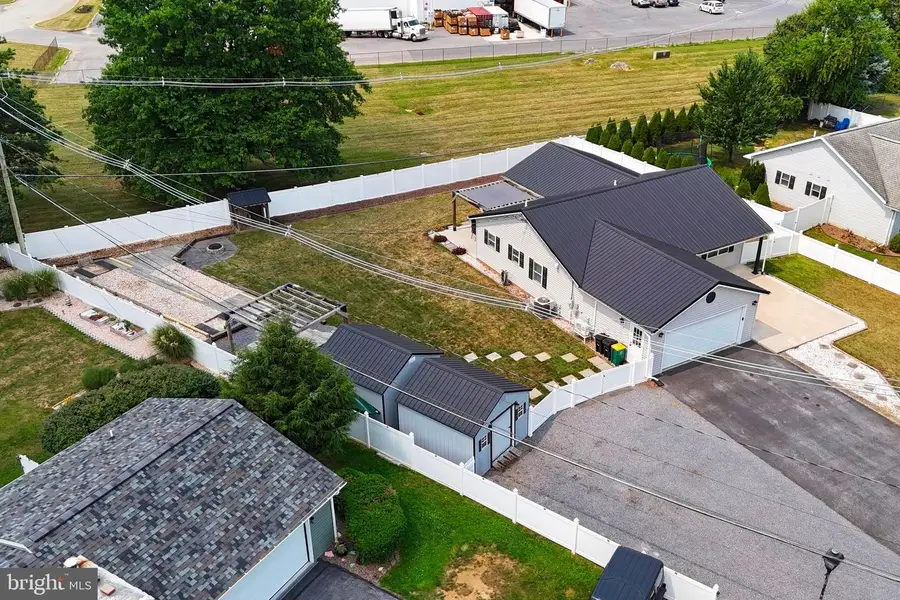 1020 Brandon Dr, Chambersburg, PA 17201 - #3