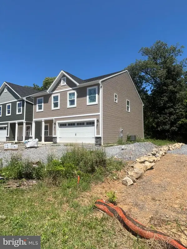 1079 Dianne Dr, WAYNESBORO, PA 17268