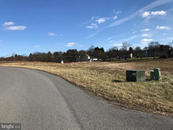 533 Wennington, CHAMBERSBURG, PA 17201