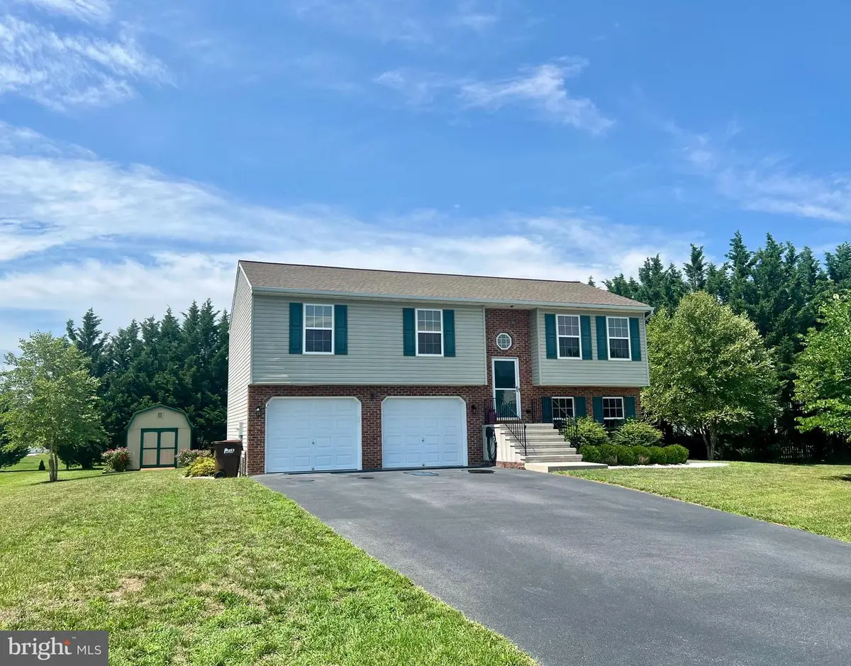 15265 Cobble Dr, Greencastle, PA 17225 - #1