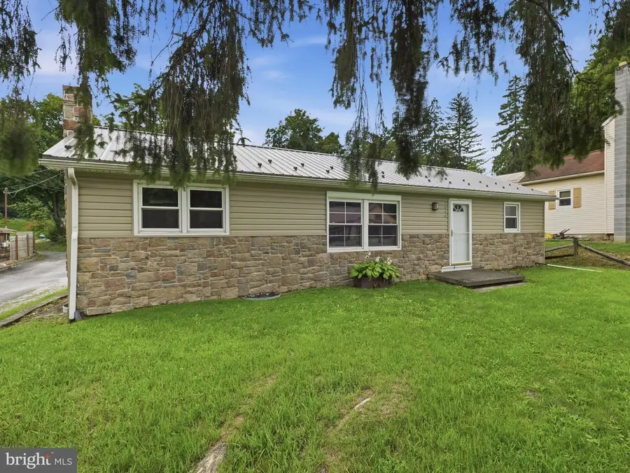 7944 Lincoln Way E, Fayetteville, PA 17222 - #3