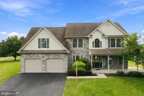 1322 Hunters Chase, CHAMBERSBURG, PA 17201