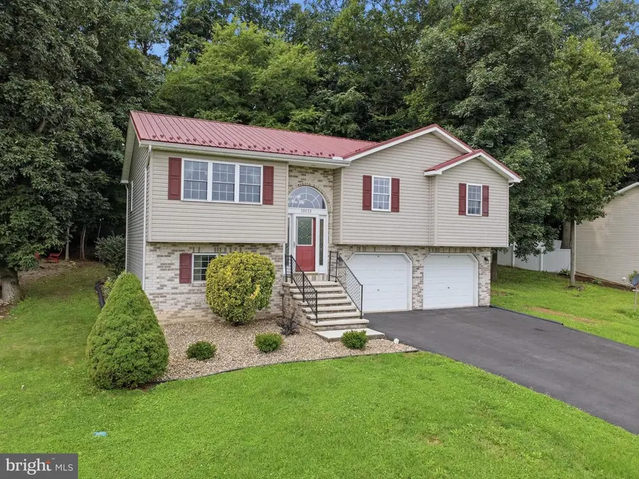 10113 Cardinal Dr, Orrstown, PA 17244 - #2