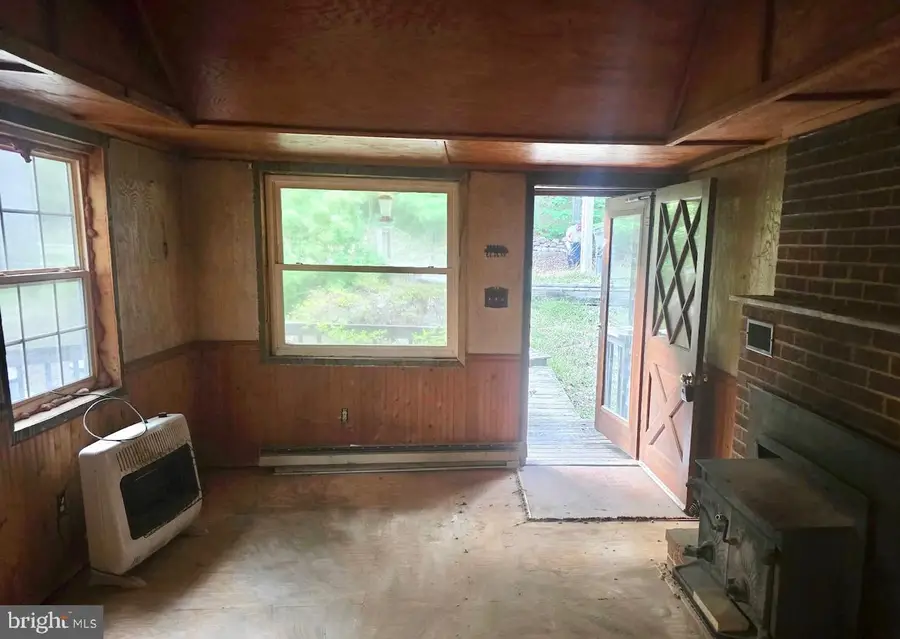 5770 Grouse Rd, Fort Loudon, PA 17224 - #2