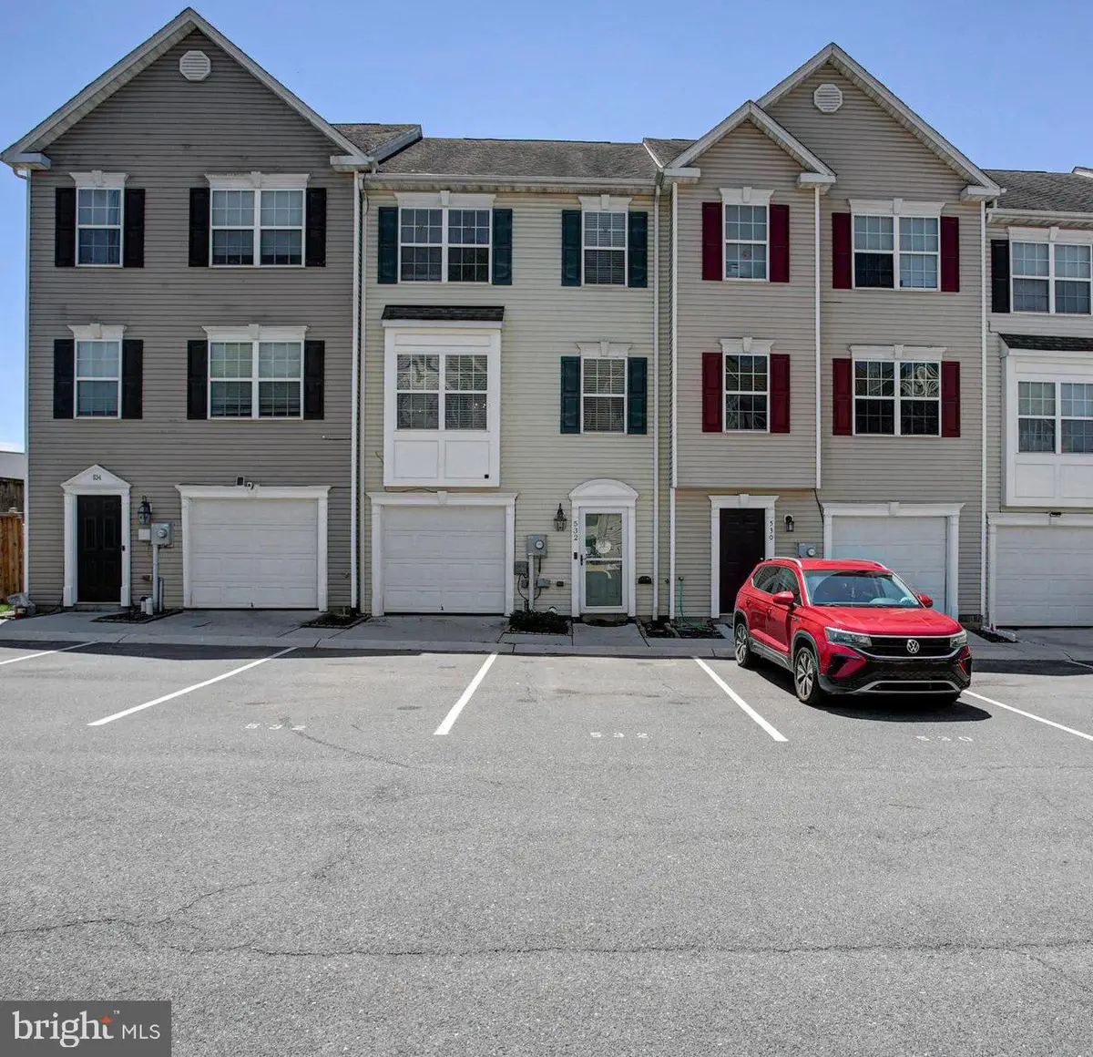 532 S Carlisle St, Greencastle, PA 17225 - #1
